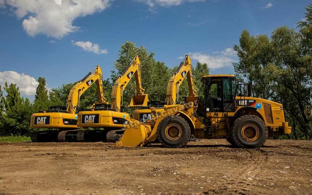 Testing hydraulic pressure of used CAT excavators