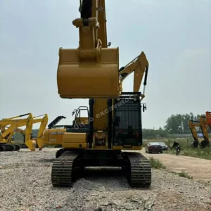 Front view of a Cat 330GC showing high-capacity used excavator buckets.