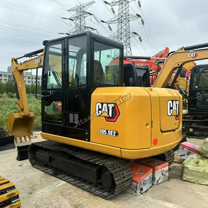 High-quality used Caterpillar 305.5E2 mini excavator in stock at Jitao.