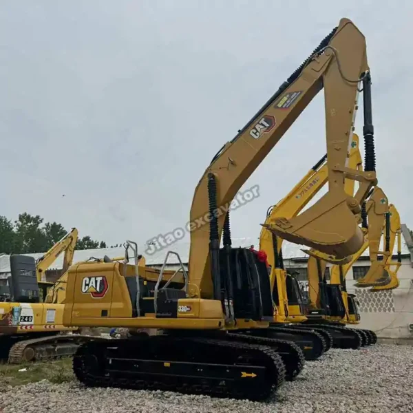 Next-Gen Excavator Design Full side view of Cat 330GC featuring its specialized bucket design.