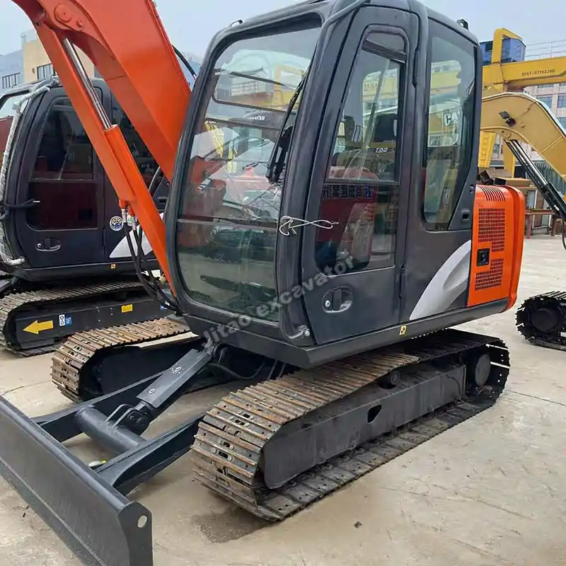 Side profile of our mini used excavators for sale at Jitao yard.