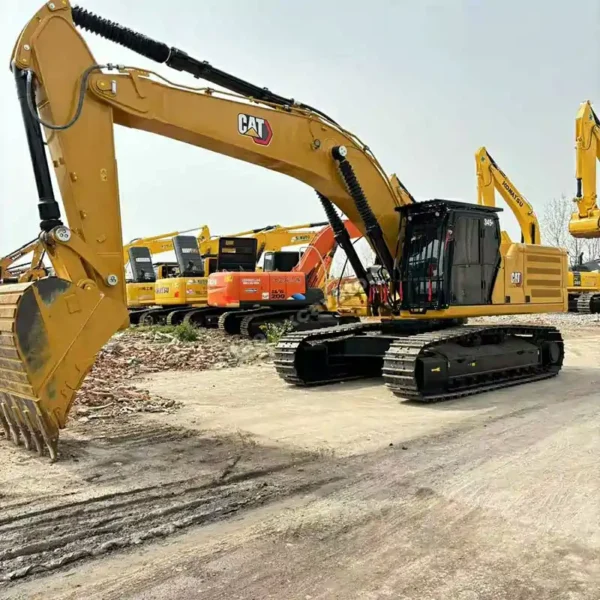 Side angle view of the Cat 345GC showing its modern design and large bucket.