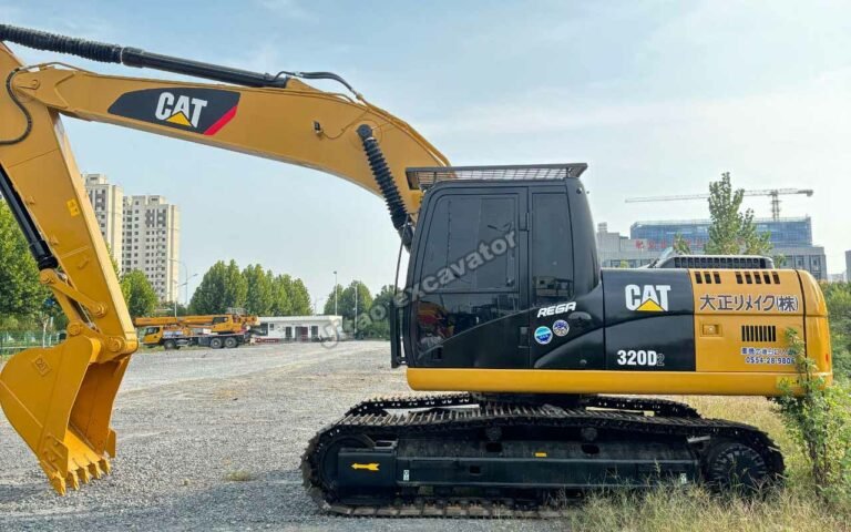 Huge inventory of used Cat 320D excavators in Jitao yard China.