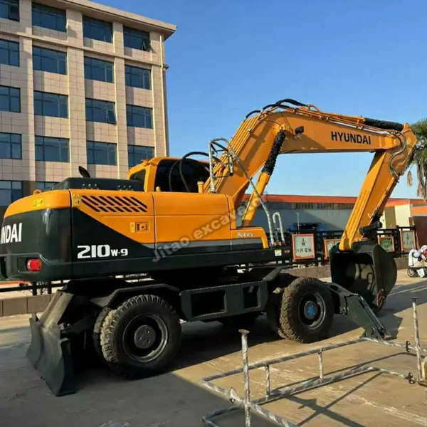 Side profile of a certified excavator with wheels from Jitao.