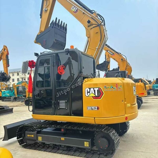 Right side view of a CAT 307E2 highlighting the certified used cat engines for sale.