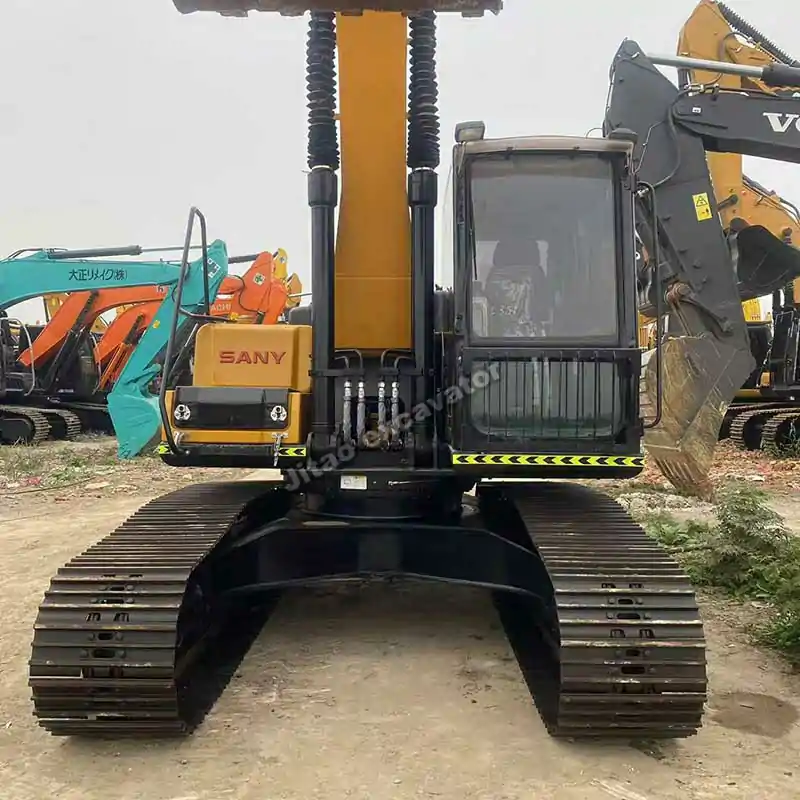Front view of a certified Sany SY215C, showing high-strength used excavator buckets for sale.