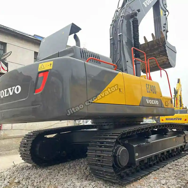 Angled track and cabin view. Low-hour used volvo excavators for sale.