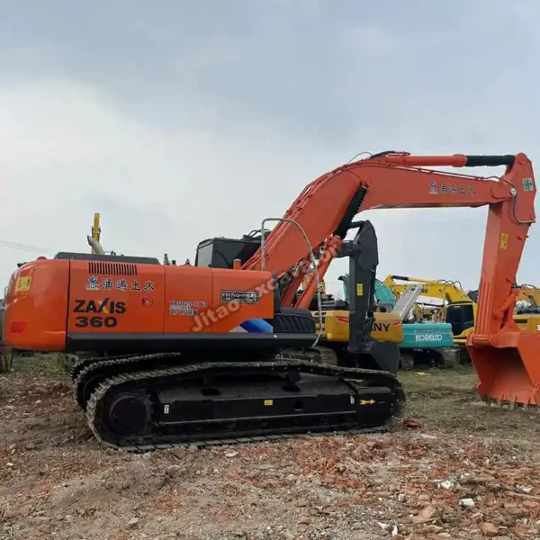 Hitachi ZX360 Side Profile Side profile of our used hitachi excavator for sale at our yard.