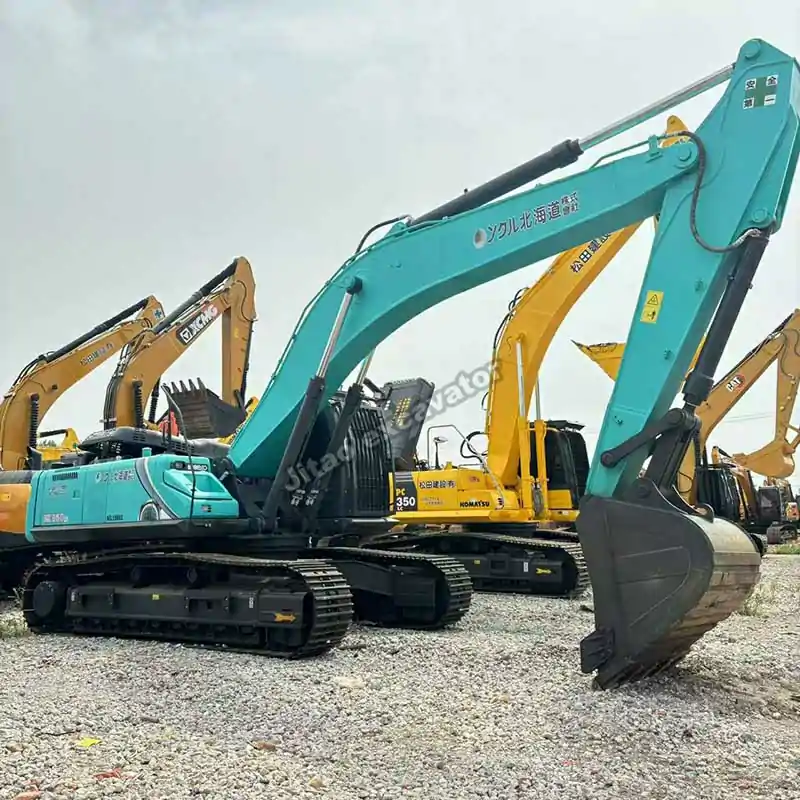 Side view of Kobelco SK350LC, showcased alongside our used compact excavator for sale options.