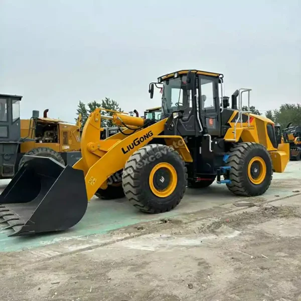 Side profile of the reliable LiuGong 856H used loader from Jitao.