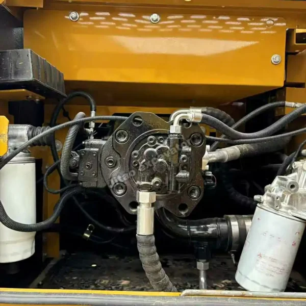 SY155C Main Pump Detail Detailed view of the Sany SY215 hydraulic pump, the engine for used excavator buckets speed.