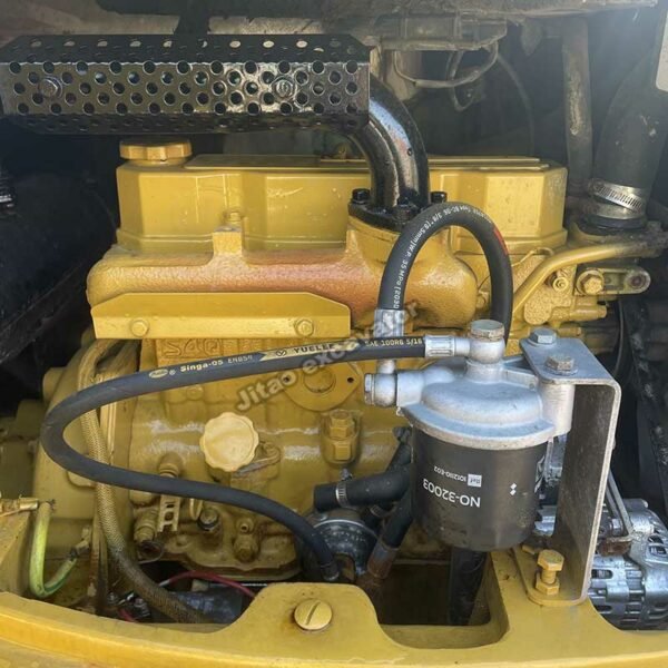 Clean and original engine of a used mini excavator CAT 304CR.