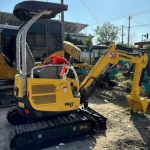 Side view of a yellow Yanmar ViO17, a premium used excavator sale at Jitao.